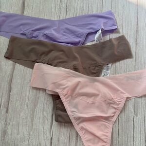 Breathe V-Cut Thongs Hanky Panky Size L